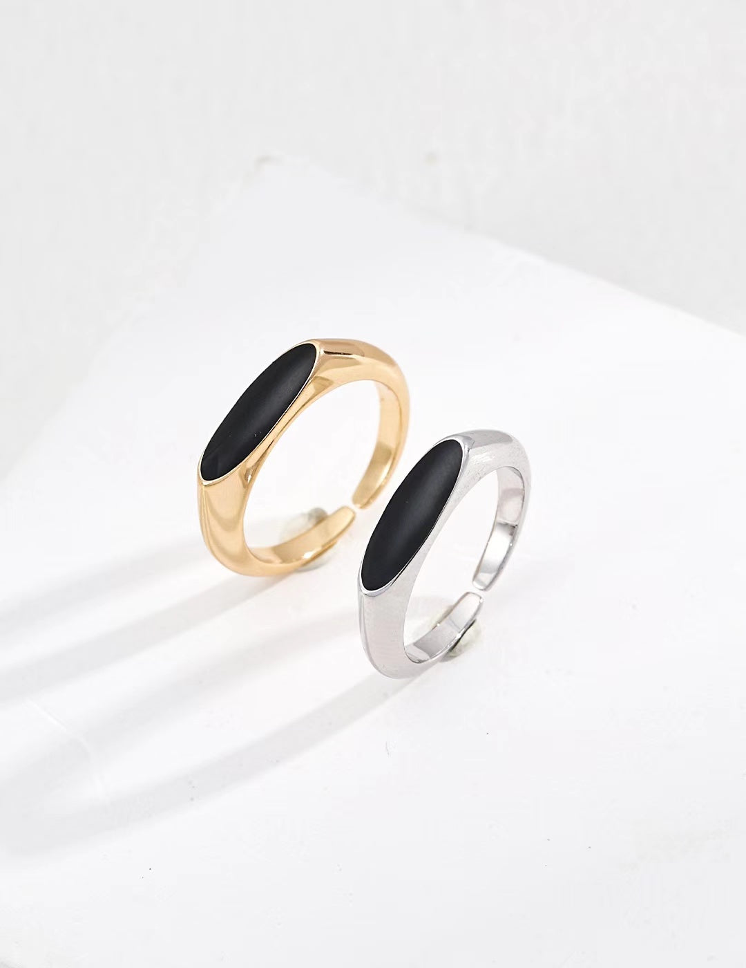 FirstMeet Simple Black Agate Ring