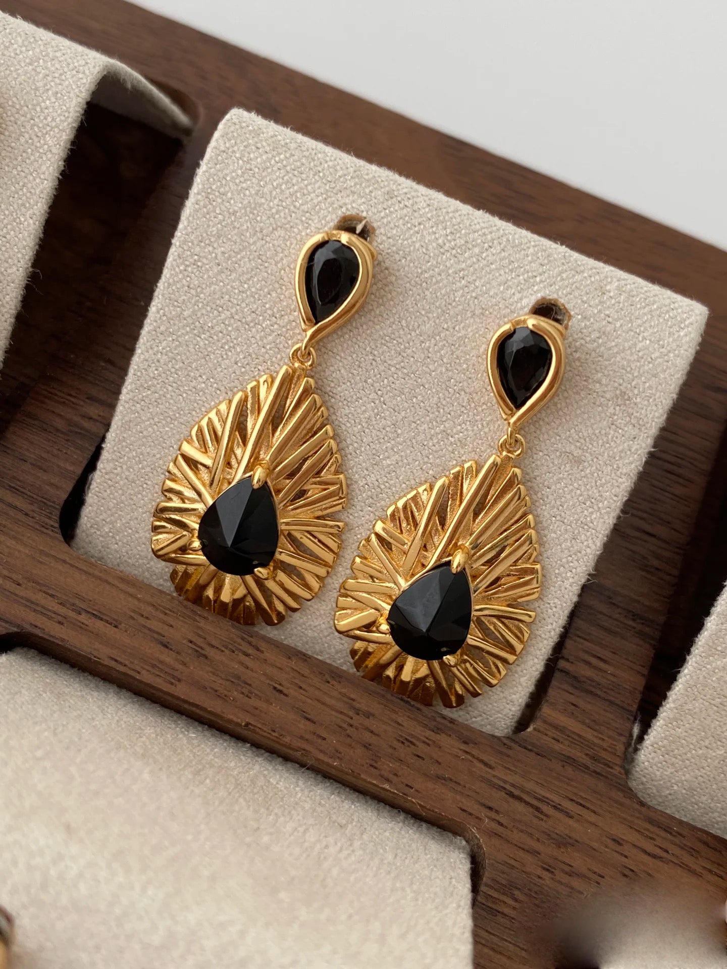 FirstMeet Black Marble Earrings