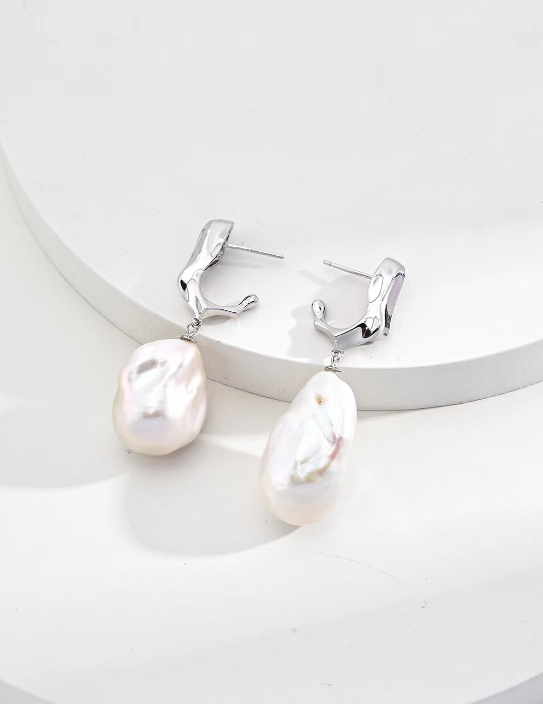 FitstMeet Natural Pearl Earrings Resin Earrings