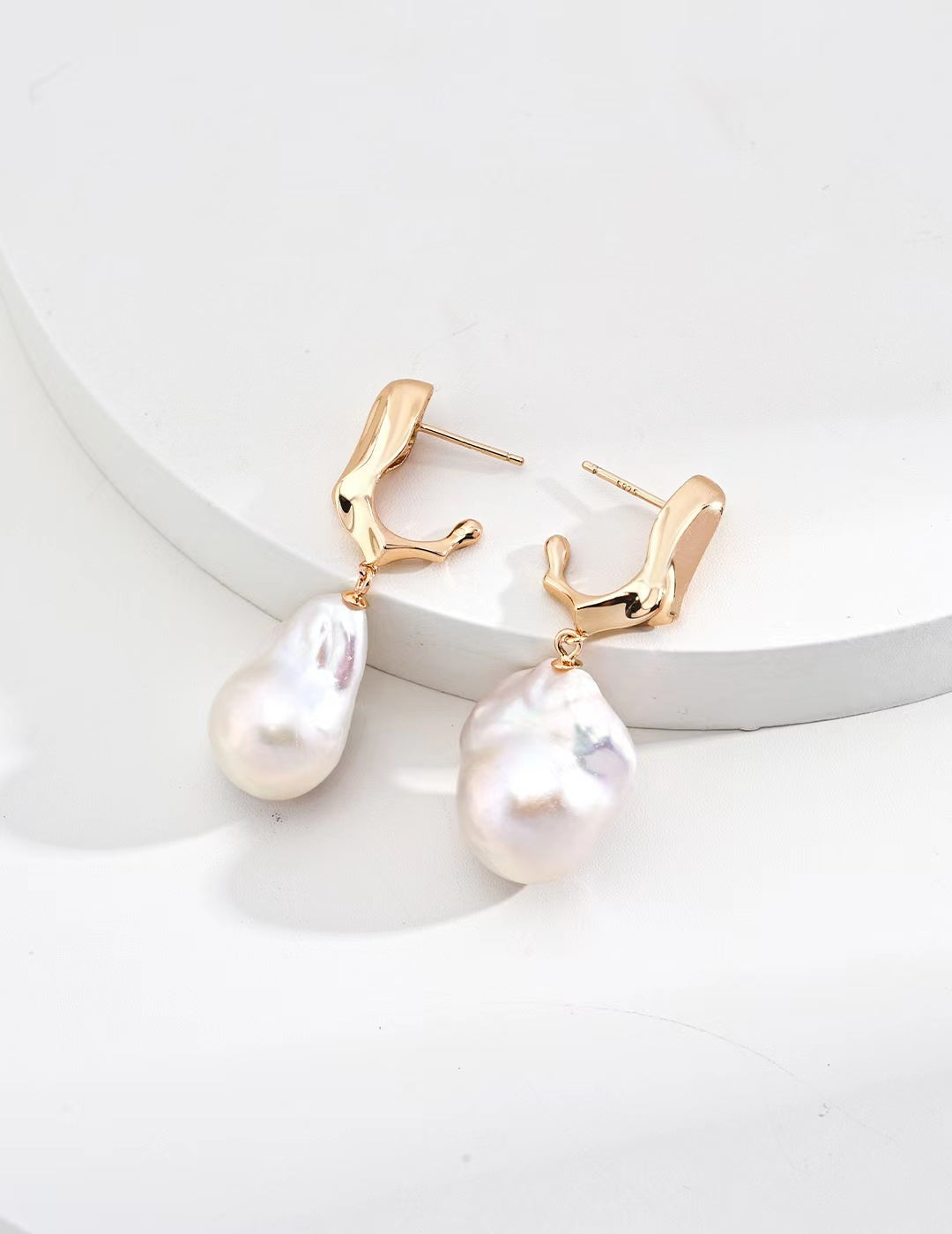 FitstMeet Natural Pearl Earrings Resin Earrings