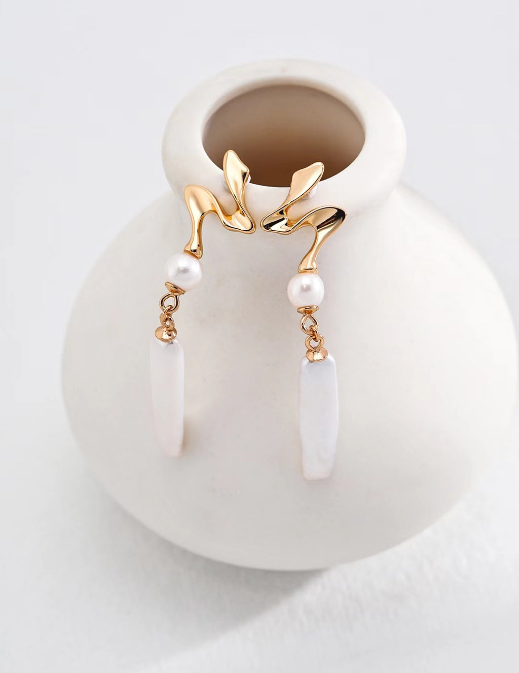 FirstMeet Natural Pearl Earrings