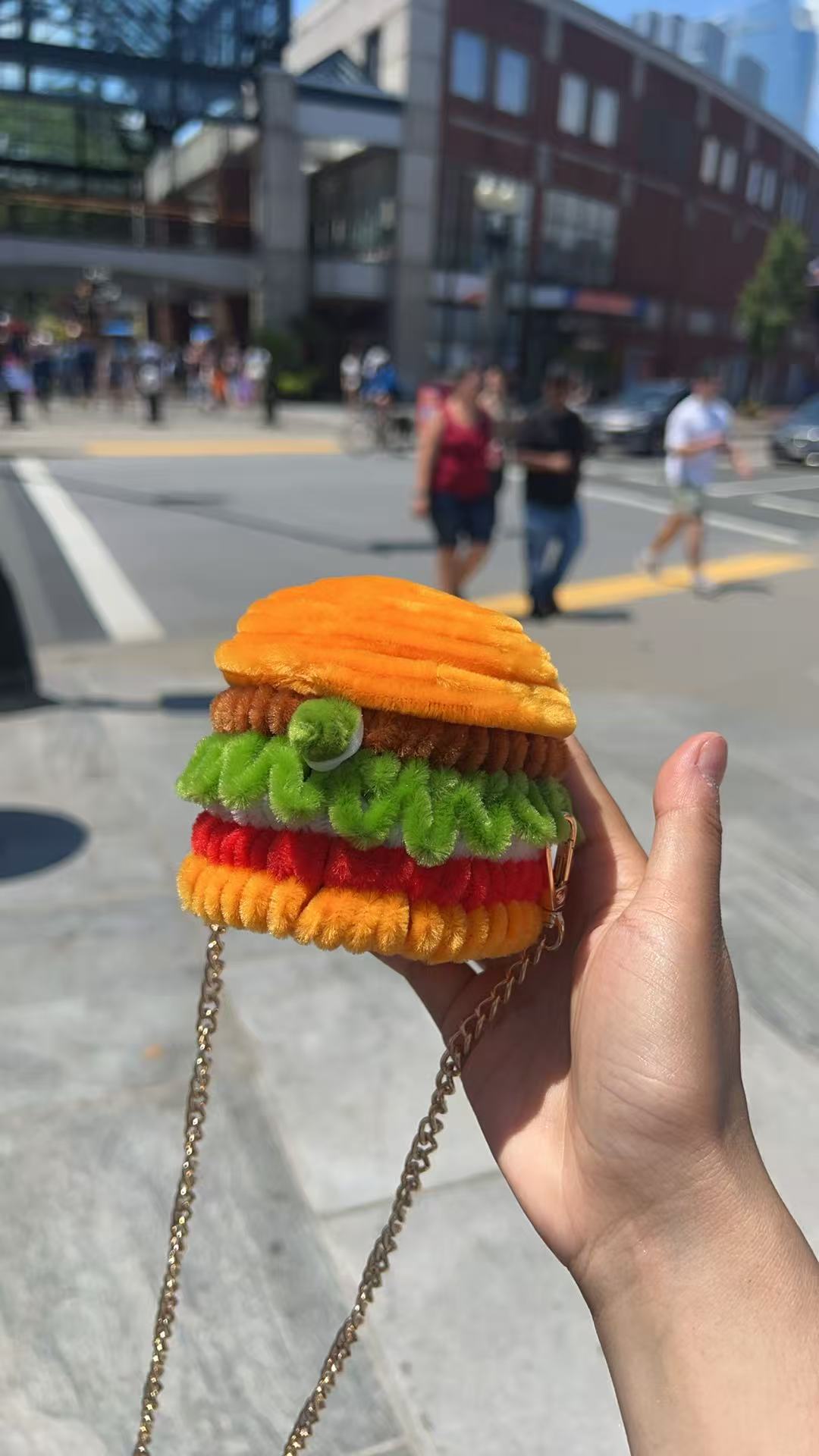 Hamburger Shaped Chain Crossbody Bag