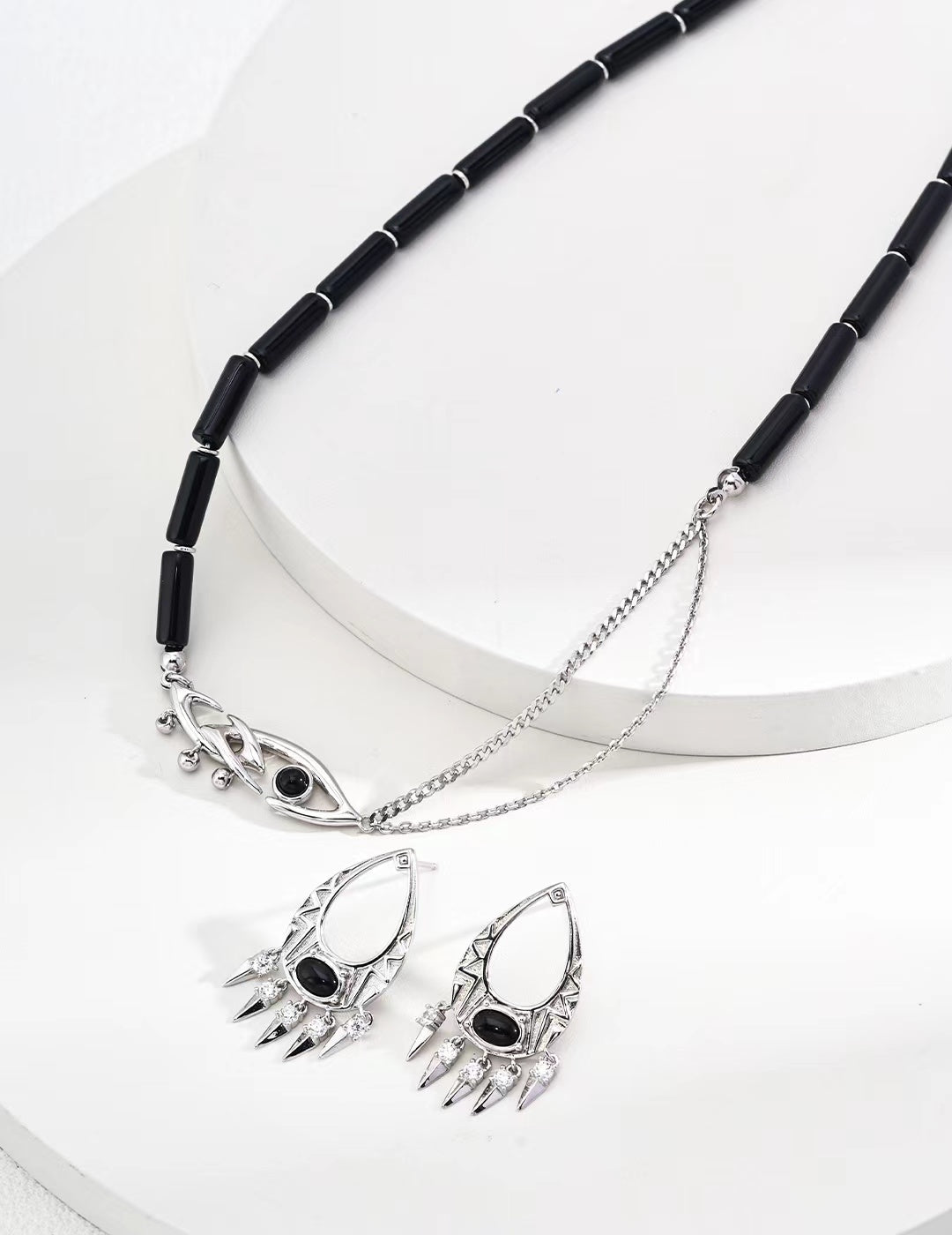 FirstMeet Pendant Necklace